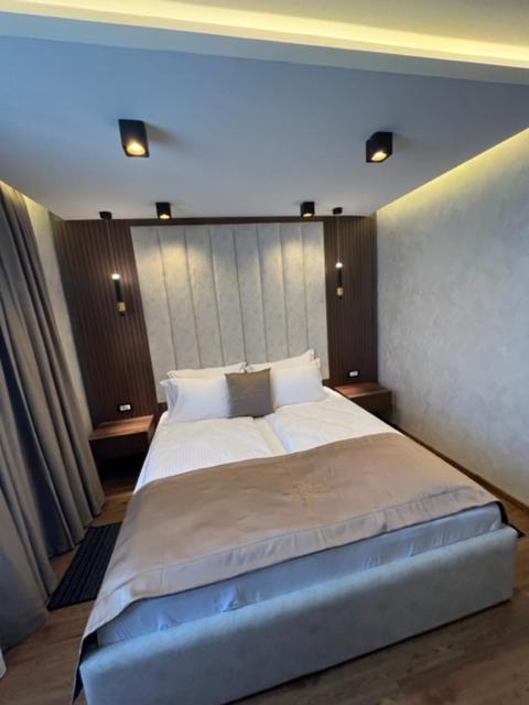 Hotel Palace San Valentino Umag Eksteriør bilde
